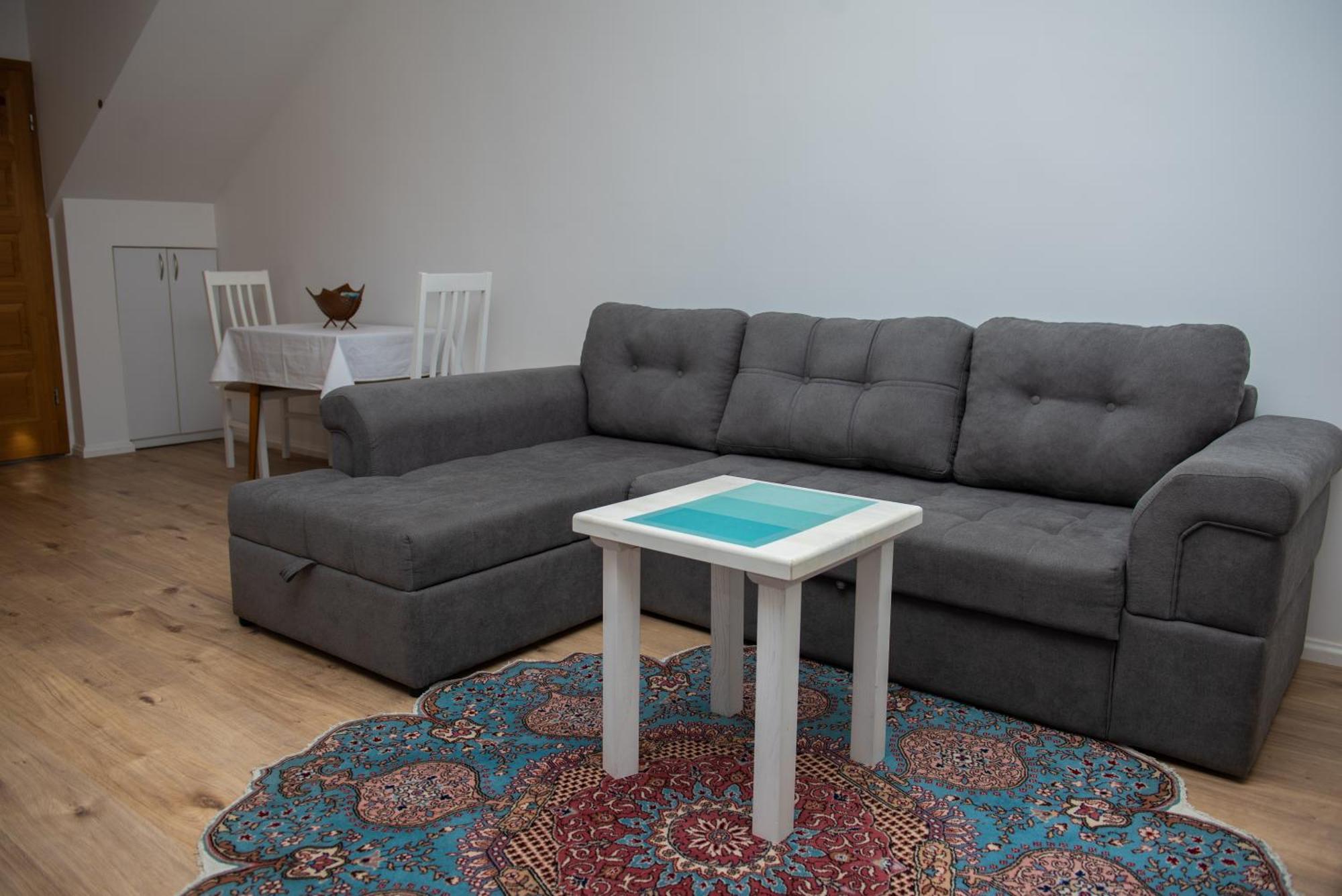 Central Apartment 科尼茨 外观 照片