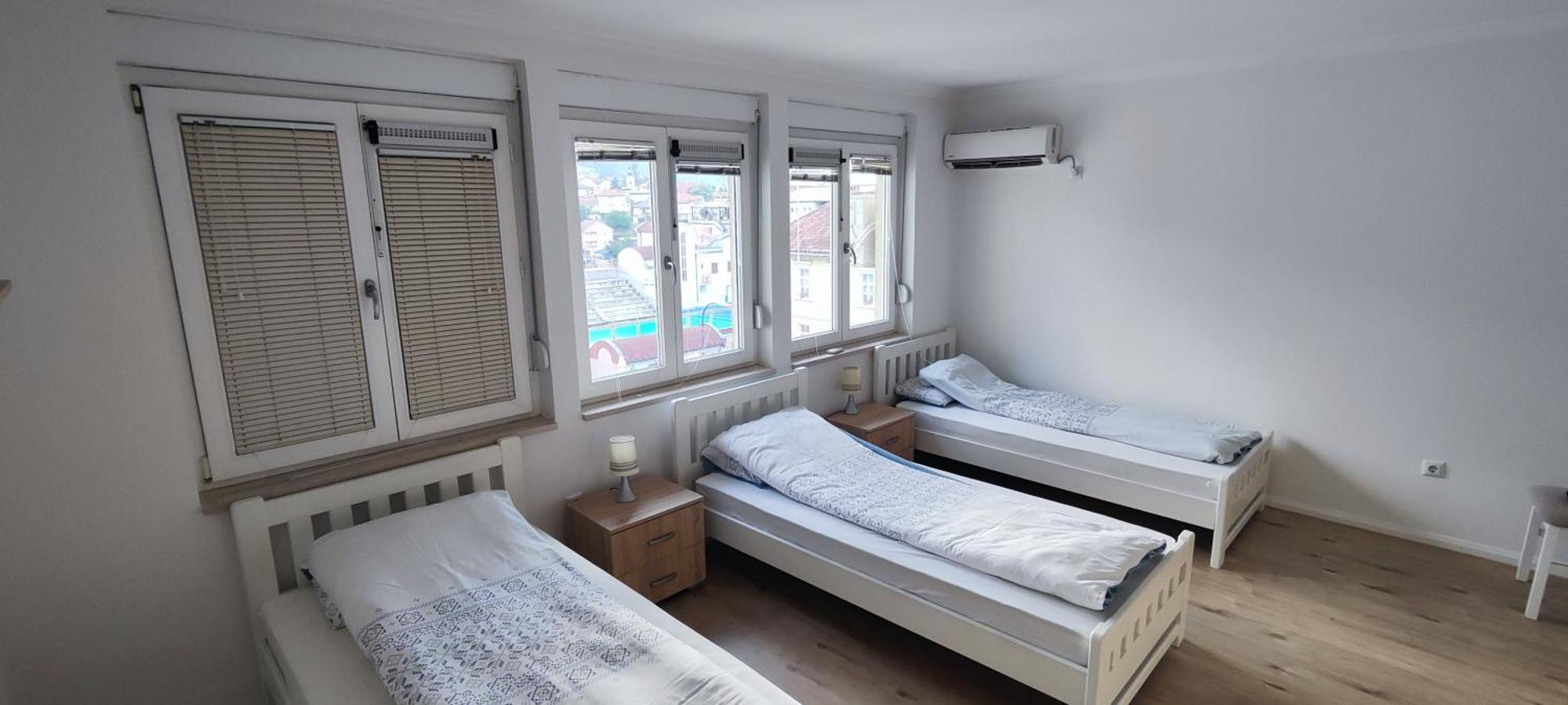 Central Apartment 科尼茨 外观 照片